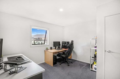 Photo of property in 3/48 Mcfaddens Road, St Albans, Christchurch, 8052