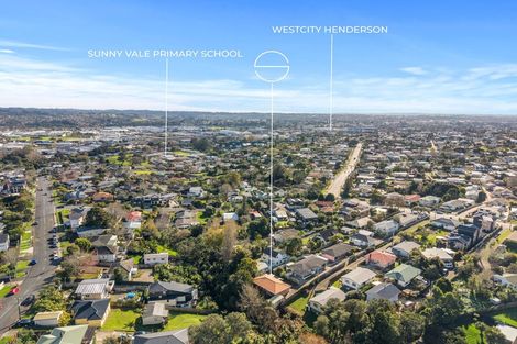 Photo of property in 131c View Road, Sunnyvale, Auckland, 0612