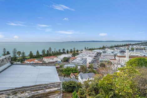 Photo of property in 3 Onslow Road, Bluff Hill, Napier, 4110