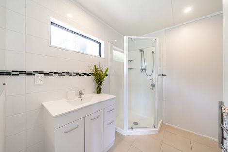 Photo of property in 45 The Crowsnest, Whitby, Porirua, 5024