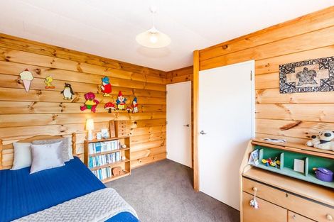 Photo of property in 6 Gates Road, Waikanae Beach, Waikanae, 5036