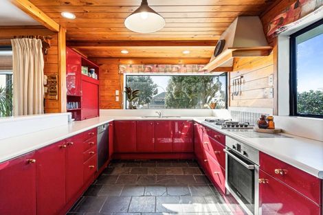 Photo of property in 17 Sunbrae Grove, Mount Maunganui, 3116