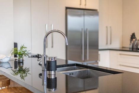 Photo of property in 89a Beach Haven Road, Beach Haven, Auckland, 0626