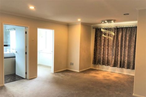 Photo of property in 13 Sunshine Lane, Flat Bush, Auckland, 2019