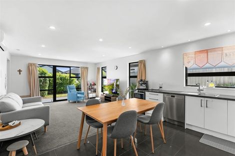 Photo of property in 8 Capil Court, Halswell, Christchurch, 8025