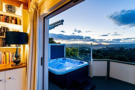 Photo of property in 1 Brugh Place, Waverley, Dunedin, 9013