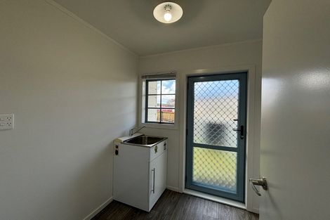 Photo of property in 203 Wordsworth Road, Manurewa, Auckland, 2102