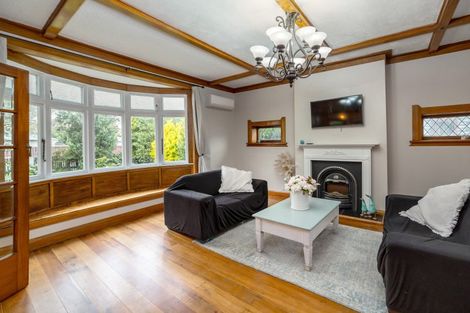 Photo of property in 98 Brandon Street, Featherston, 5710