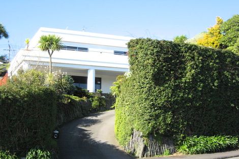 Photo of property in 117 Mangorei Road, Merrilands, New Plymouth, 4312