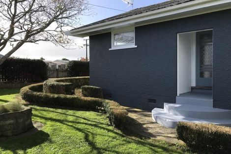 Photo of property in 7 George Street, Eltham, 4322