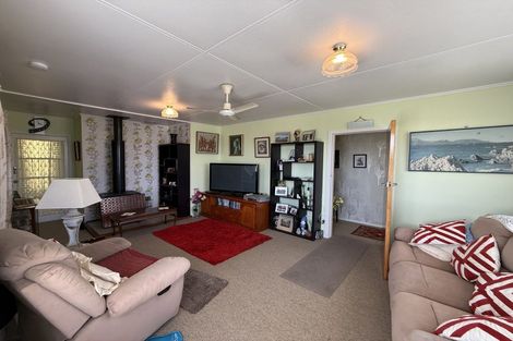 Photo of property in 61 Browne Street, Waitara, 4320