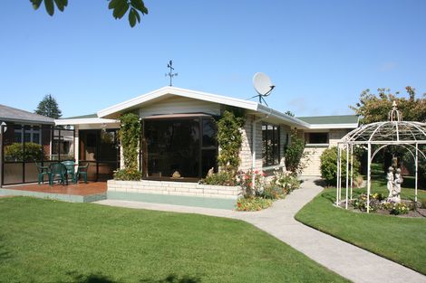 Photo of property in 15 Abercrombie Street, Milton, 9220