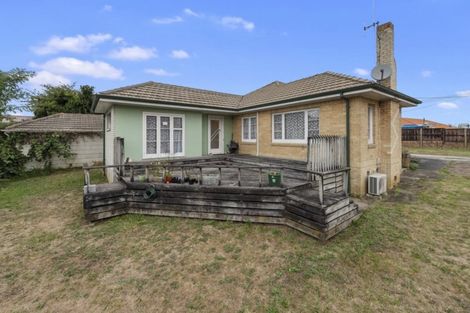 Photo of property in 239 Cambridge Road, Hillcrest, Hamilton, 3216