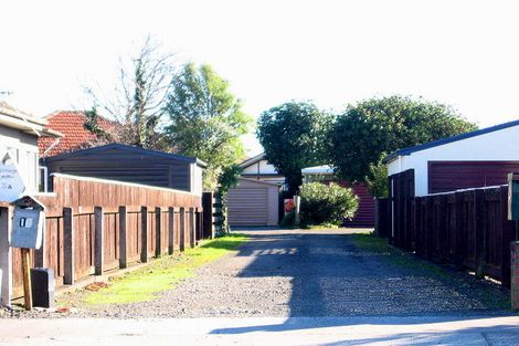 Photo of property in 13 Featherston Street, Takaro, Palmerston North, 4412