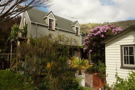 Photo of property in 19 Flavell Street, Heathcote Valley, Christchurch, 8022