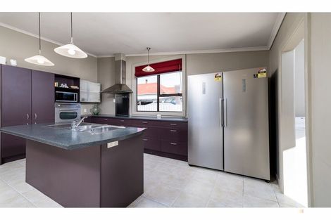 Photo of property in 12 Harris Street, Waimate, 7924