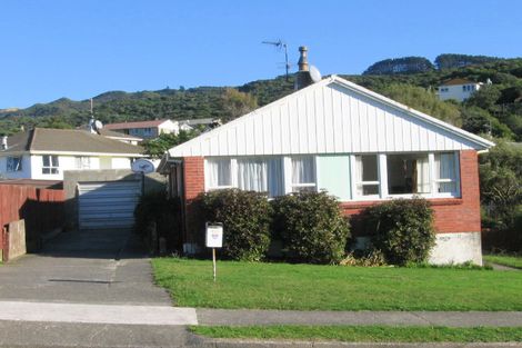 Photo of property in 105 Rangituhi Crescent, Takapuwahia, Porirua, 5022