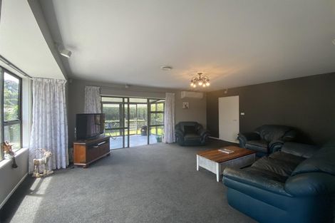 Photo of property in 39 Camberwell Place, Avonhead, Christchurch, 8042
