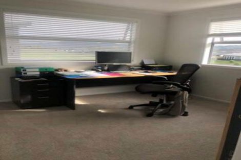 Photo of property in 5 Moko Lane, Papamoa, 3118