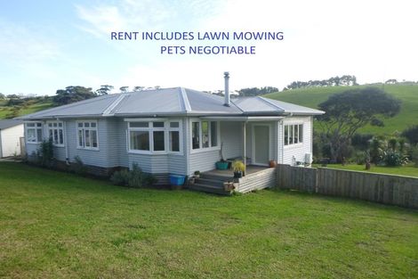 Photo of property in 32 Taiapa Road, Muriwai, Waimauku, 0881