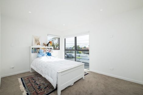 Photo of property in 31 Huia Road, Papatoetoe, Auckland, 2025