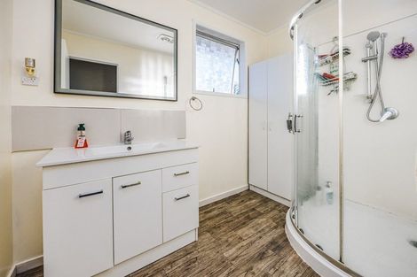 Photo of property in 35 Moncrieff Avenue, Clendon Park, Auckland, 2103