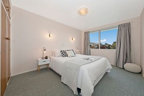 Photo of property in 2/10 Nyoli Street, Northcote, Christchurch, 8052