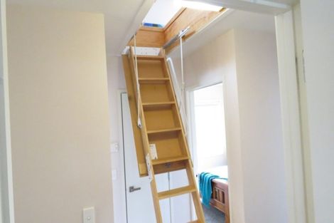 Photo of property in 1 Brompton Close, Richmond Heights, Taupo, 3330