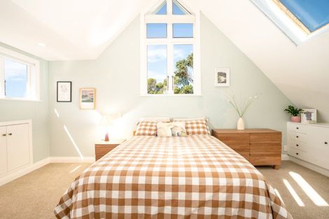 Photo of property in 113 Creswick Terrace, Northland, Wellington, 6012