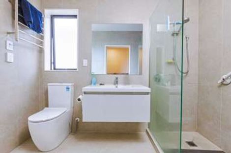 Photo of property in 8 Laurelia Place, Wiri, Auckland, 2104