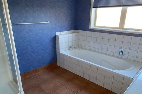 Photo of property in 7 Redwood Close, Havelock North, 4130