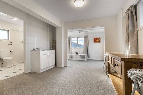 Photo of property in 1/77 Manuka Road, Bayview, Auckland, 0629