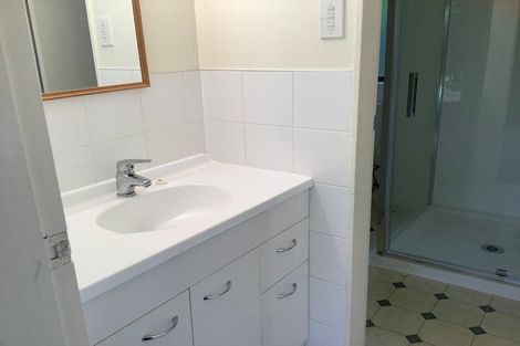 Photo of property in 2 Moss Lane, Raumati Beach, Paraparaumu, 5032