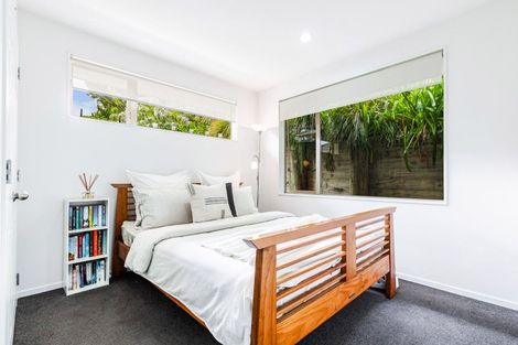 Photo of property in 23 Henry Partington Place, Greenhithe, Auckland, 0632