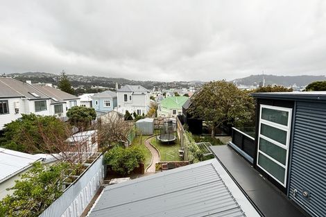 Photo of property in 92 Austin Street, Mount Victoria, Wellington, 6011