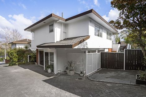 Photo of property in 2/36 Nihill Crescent, Mission Bay, Auckland, 1071