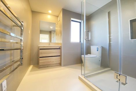 Photo of property in 176a Coronation Road, Hillcrest, Auckland, 0627