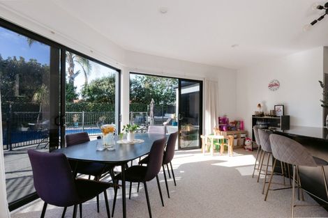 Photo of property in 5 Piha Close, Papamoa Beach, Papamoa, 3118