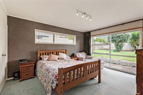 Photo of property in 116 Glenmore Road, Sunnyhills, Auckland, 2010