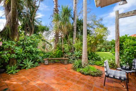 Photo of property in 9 Winsomere Crescent, Westmere, Auckland, 1022