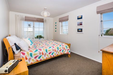 Photo of property in 57 Hadfield Street, Beach Haven, Auckland, 0626
