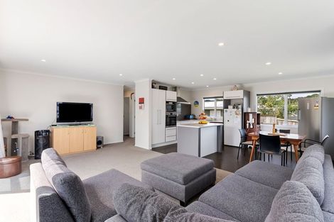 Photo of property in 13 Ruth Street, Manurewa, Auckland, 2102