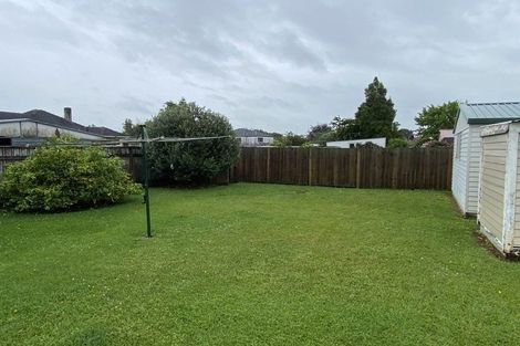 Photo of property in 29 Douglas Crescent, Fairfield, Hamilton, 3214