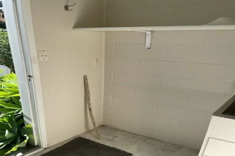 Photo of property in 2/11 Aorangi Place, Birkenhead, Auckland, 0626