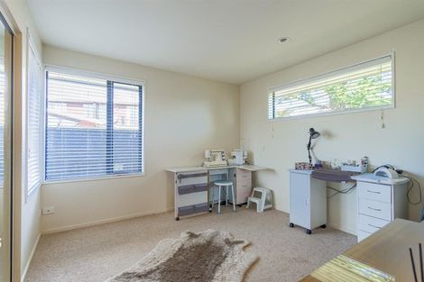 Photo of property in 26a Crofton Road, Harewood, Christchurch, 8051