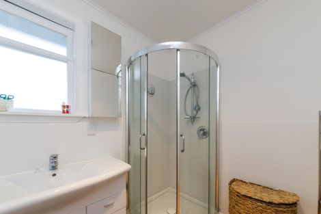 Photo of property in 10 Saint Albans Avenue, Hokowhitu, Palmerston North, 4410