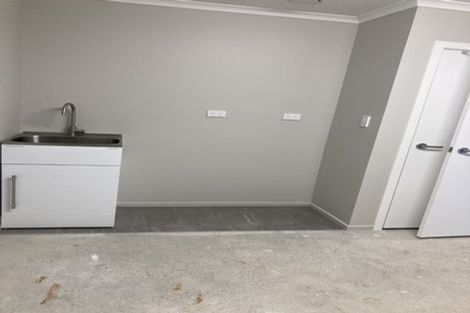 Photo of property in 2/49 Holland Road, Fairfield, Hamilton, 3214