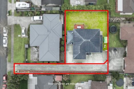 Photo of property in 1c Babich Road, Henderson Valley, Auckland, 0614