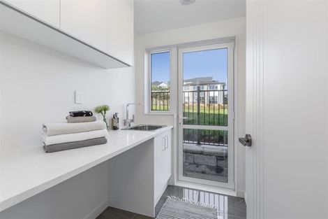 Photo of property in 47 Windlass Street, Long Bay, Auckland, 0630