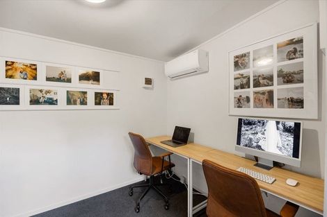 Photo of property in 23 Berkley Avenue, Hillcrest, Hamilton, 3216